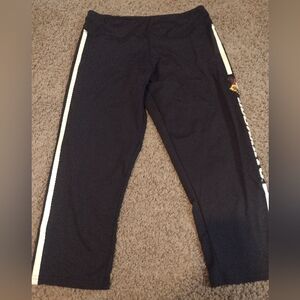 Black Harry Potter Hogwarts Leggings size Large